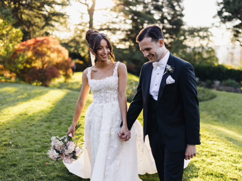 Real bride Erin marries in Aspen dress!